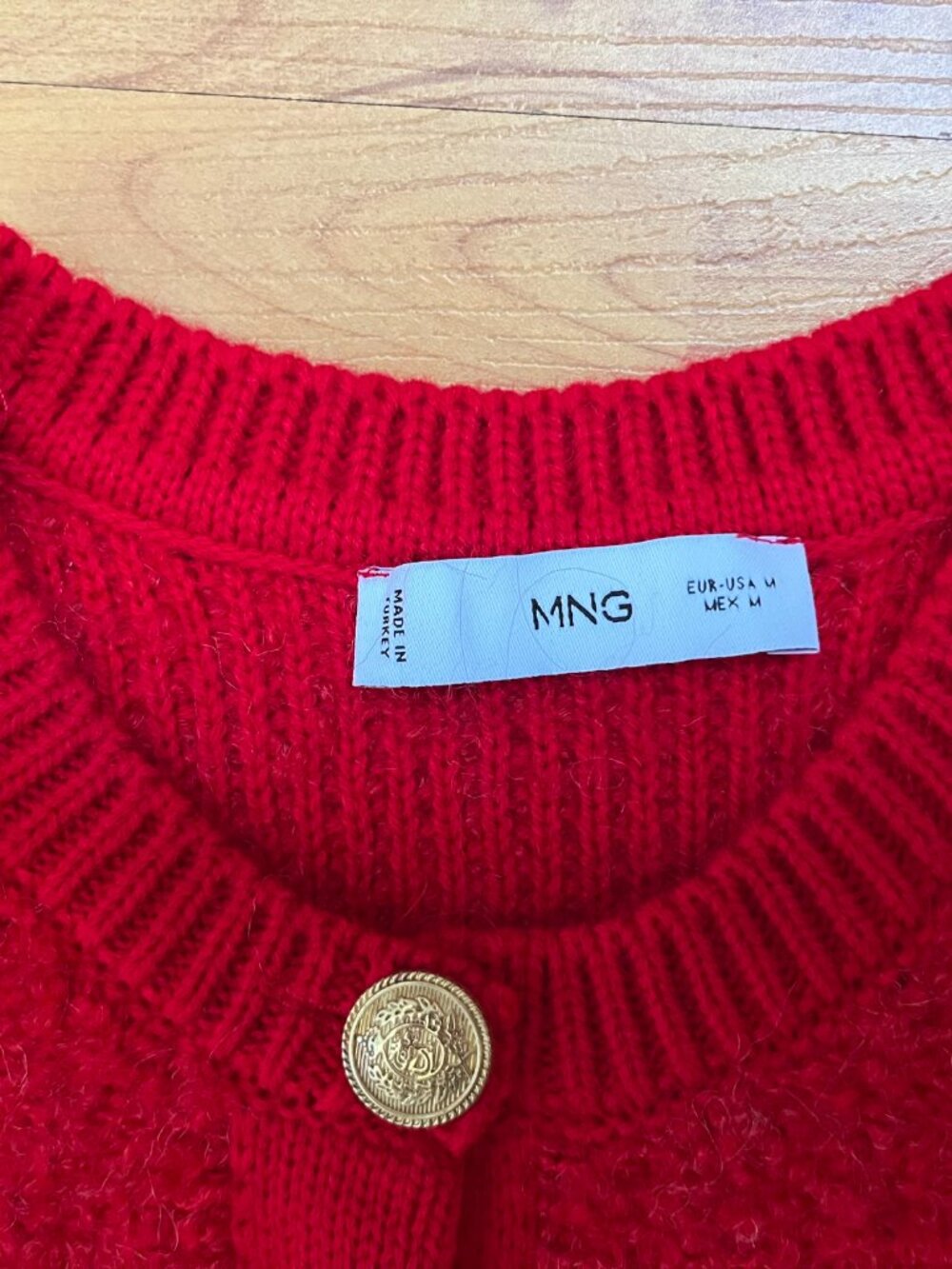 Red Mango Cardigan (Professional) - Picture 2 of 3
